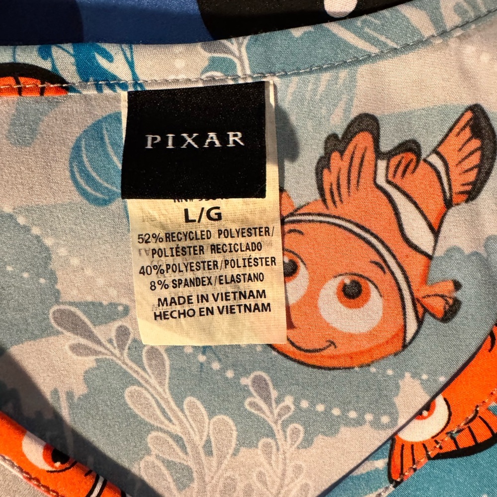 Disney Pixar Cartoon Print Scrub Tops Eeyore Nemo Dr Seuss lot of 3 size Large - Picture 8 of 8